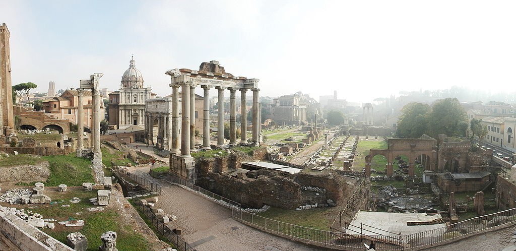Antiguo foro romano. Vía Wikipedia Commons: José Ramón Polo López